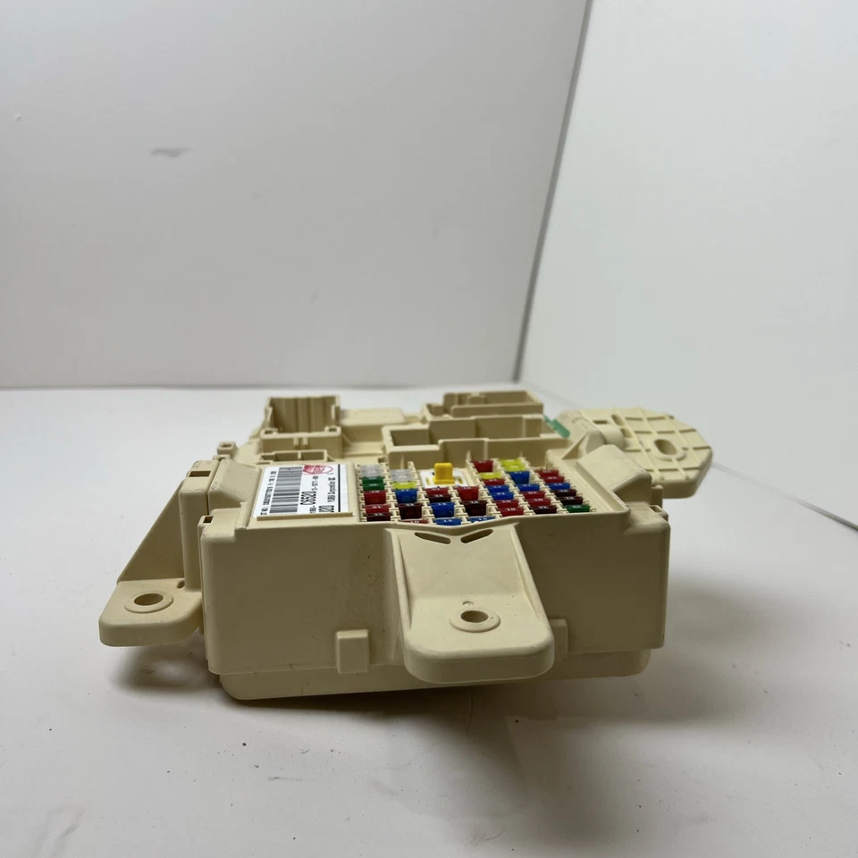 KIA SORENTO 2016 interior cabina caja de fusibles relé bloque de conexiones 91950-C6520 OEM Foto 3 de 4