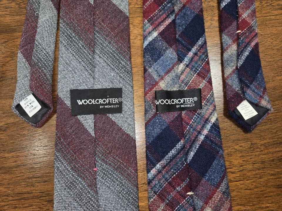 2 corbatas vintage Woolcrofter de Wembley mezcla de lana para hombre a cuadros y rayas Foto 3 de 4