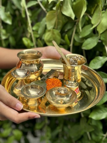 10 inch Brass Puja Thali Set Pooja |Thali Aarti | Bartan Thambulam Plate - Picture 6 of 10