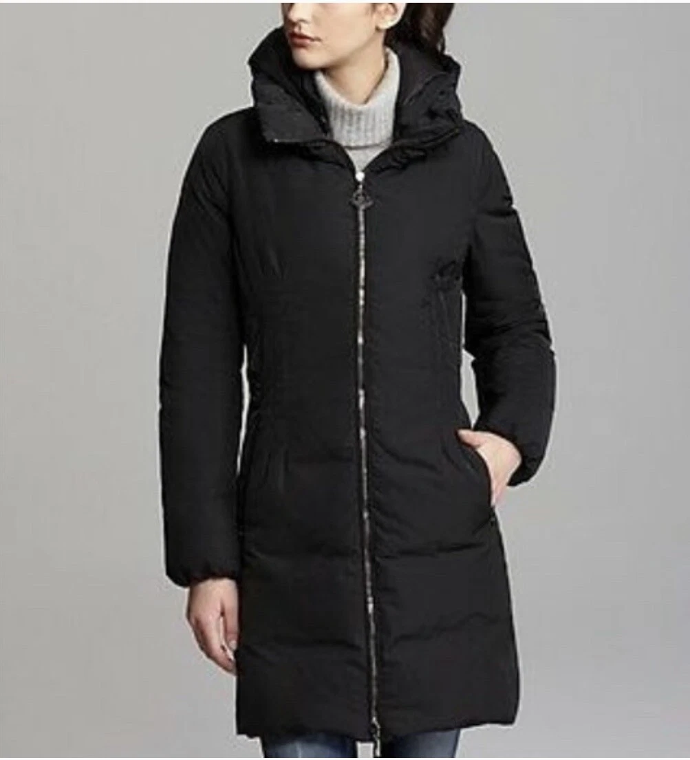 Moncler Women’s Hooded Puffer Down Coat Size 0 Renne (100% Authentic)