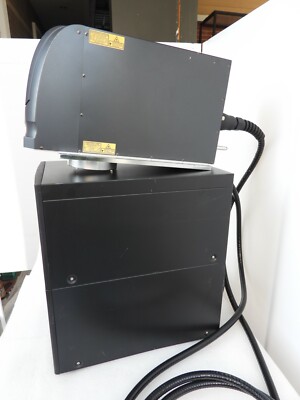KEYENCE MD-V9900 MD Series & 3-Axis YVO4 Laser Fiber Marker KEYENCE MD-V9900 MD Series & 3-Axis YVO4 Laser Fiber Marker
