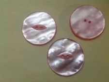 10 NEW 1 3/8 INCH HOT PINK WAVY PEARL  FINISH/CATEYE