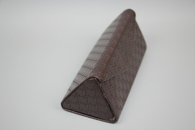 GUCCI Sunglasses Case GG Guccissima Triangle Folding Brown  display picture 2