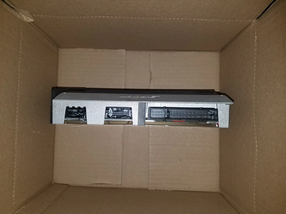 2006 TO 2009 AUDI A6 QUATTRO S6 BOSE RADIO AMPLIFIER AMP 4F0 035 223 A OEM - Image 3 of 4