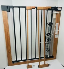 Newnice 40.6" -29.5 Auto Close Safety Baby Gate, Wood Pattern- New