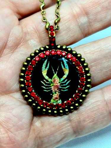 Lovely round Metal Necklace By Michal Negrin Red Crystal Cancer Sign. - Picture 4 of 12