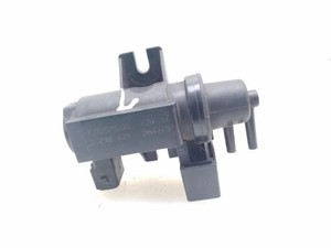 BMW 7 E65 E66 2007 Turbolader Druckwandler Magnetventil 7796634 GOD21631