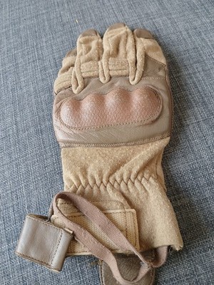 Kampfhandschuh links Coyote Eska gebraucht N 10