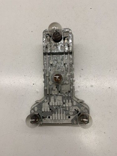 Volkswagen PASSAT B5 1999 Diesel Glühbirnenhalter Heckleuchte 3B5945257 DRA8223