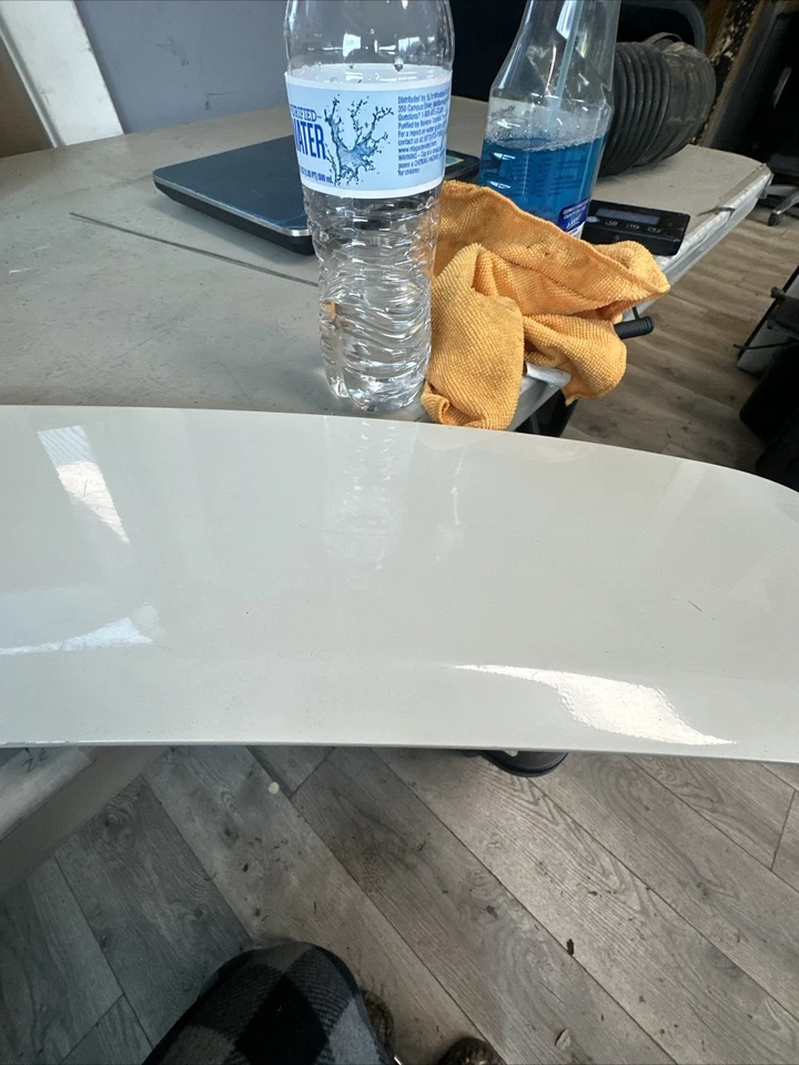 Ford Focus 2010 alerón trasero Foto 3 de 4