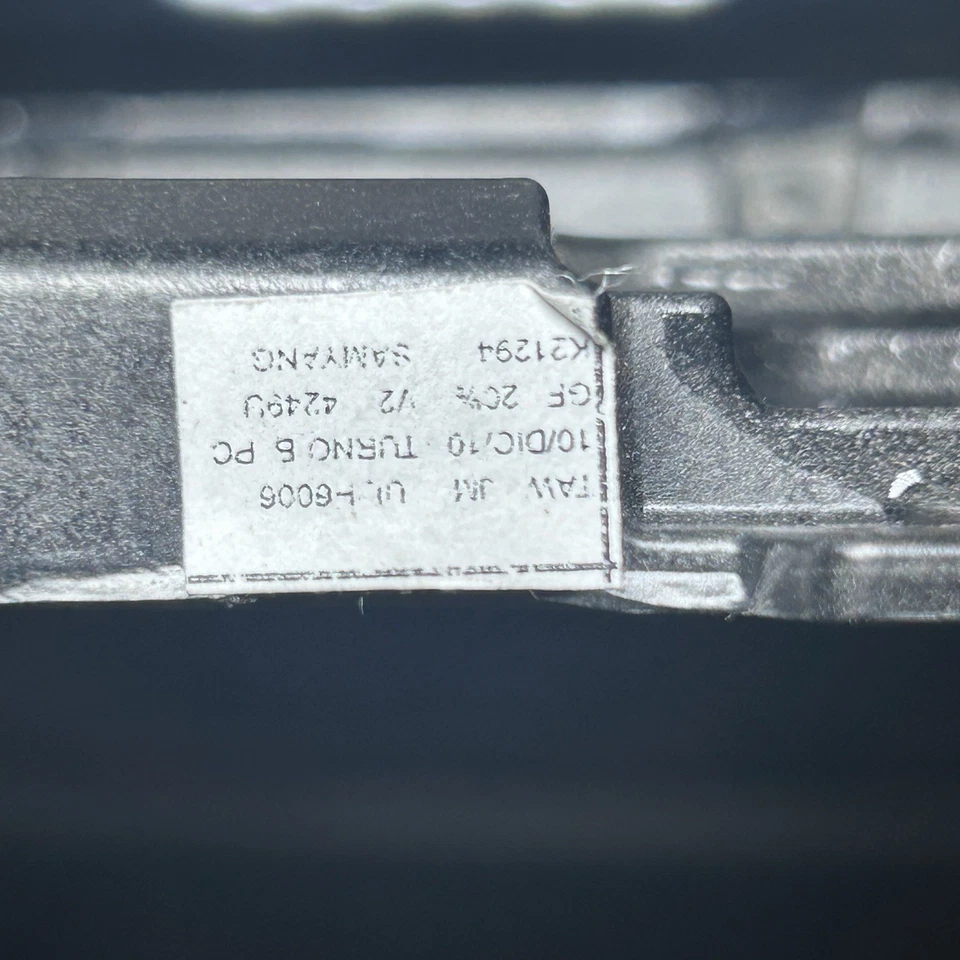 SOPORTE CUBIERTA TV INSIGNIA A450 BN63-05715X Y SOPORTE GUÍA BN61-06258X A450 LIMPIO Foto 4 de 4