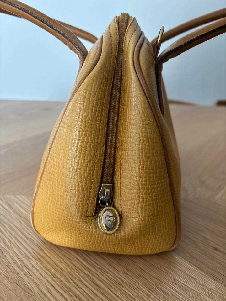 Bolso de hombro Christian Dior DIOR de cuero amarillo usado de Japón Foto 3 de 4