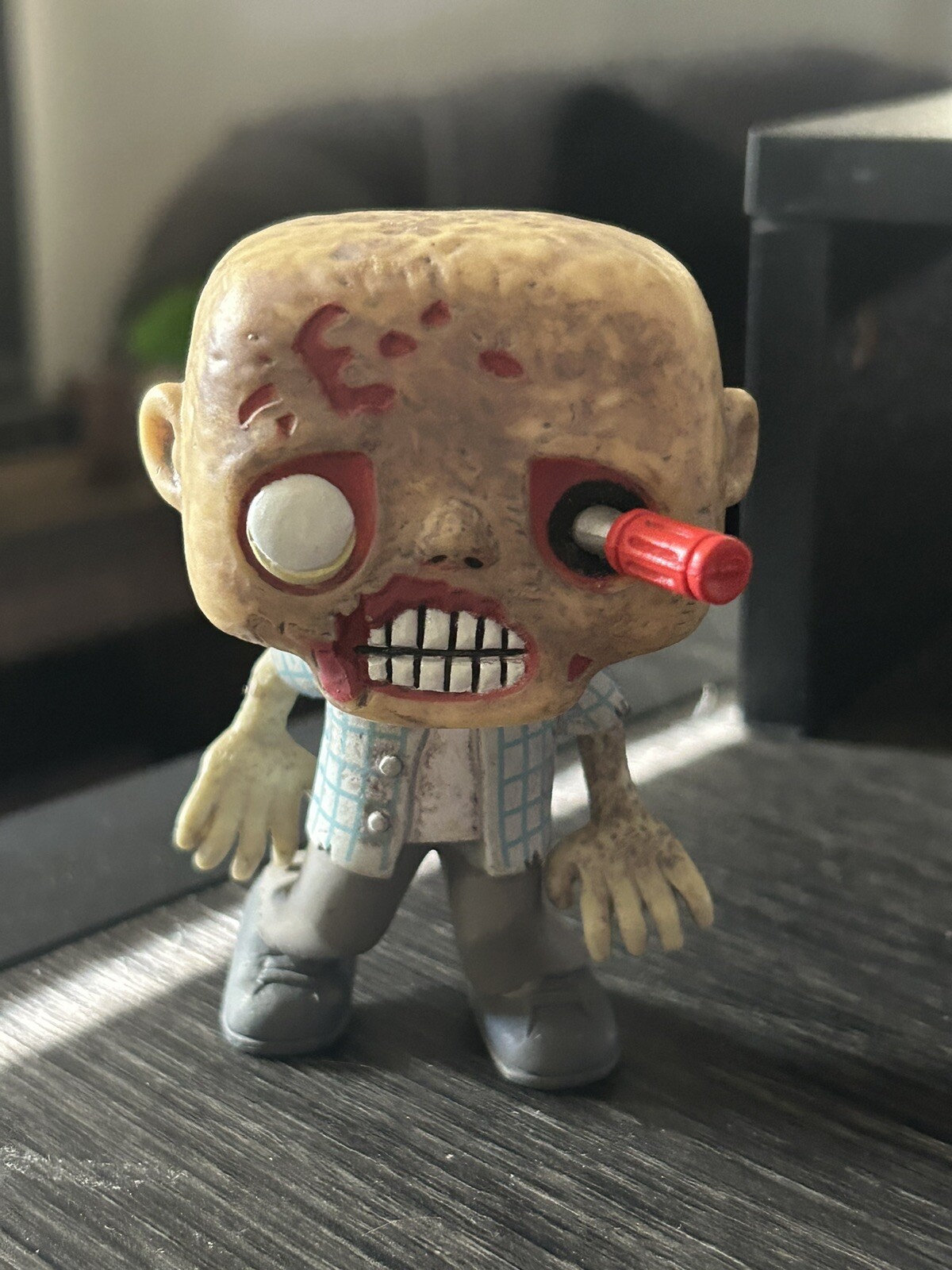 Funko Pop! Vinyl: The Walking Dead - Rv Walker (Bloody) #15 Loose