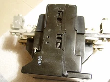 Joslyn Clark 5DP9-5021-11 definite purpose D.C drive contactor 260-amp 500-vdc 2