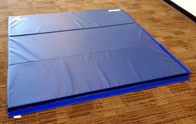 4 X 8 X 2 Gymnastics Mat Thick Folding Panel Gym Fitness Exercise Mats Pad For Sale Online Ebay