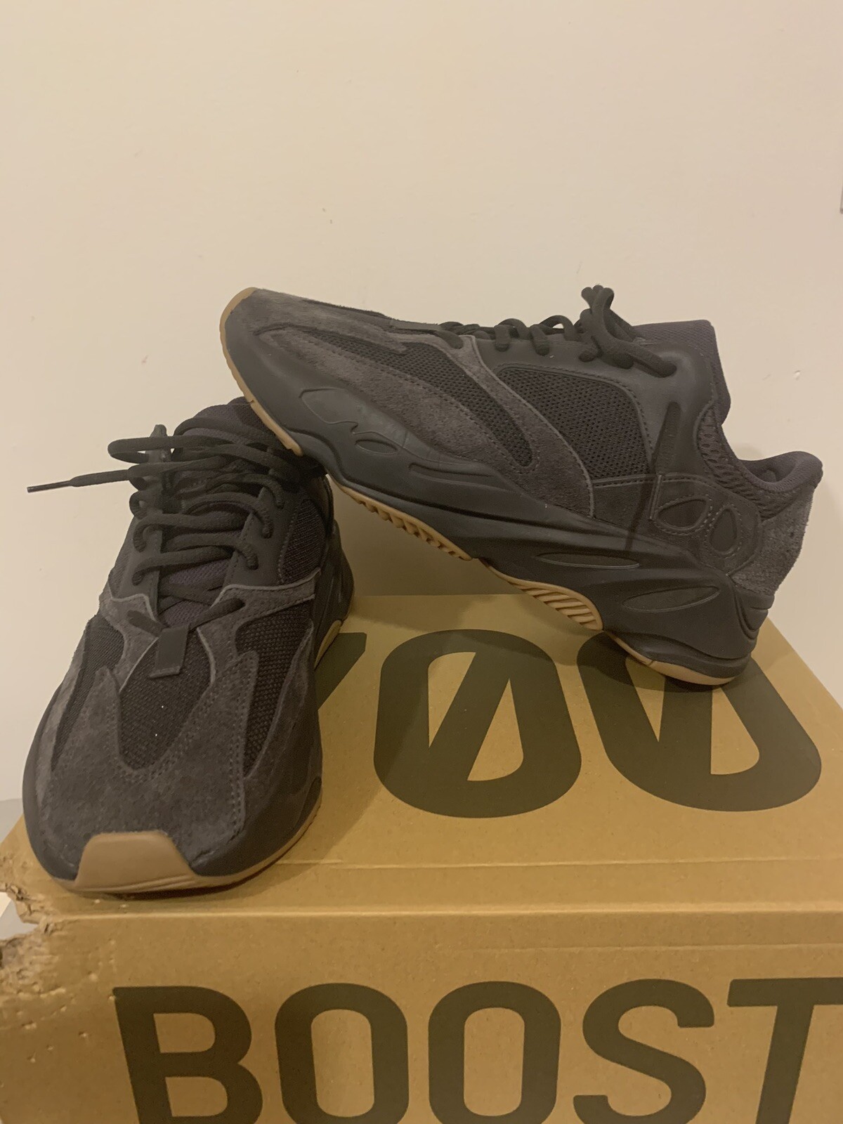 utility black 700s
