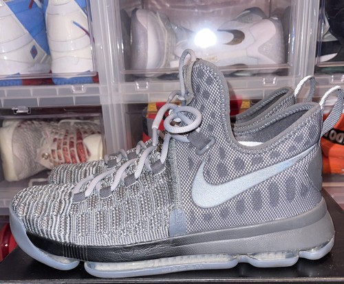 kd 9 grey