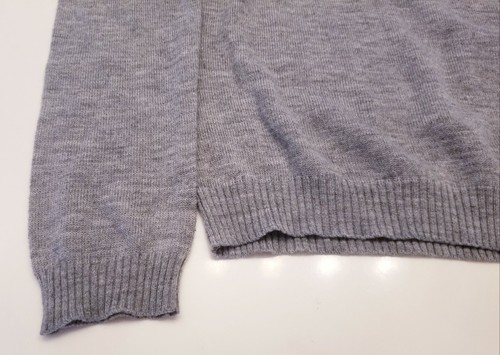 Rue 21 Shirt Sweater Medium Long Sleeve Gray Knit with Snowflakes Cute Christmas - Picture 8 of 10