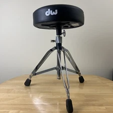 DW 5100 Standard-Height Throne