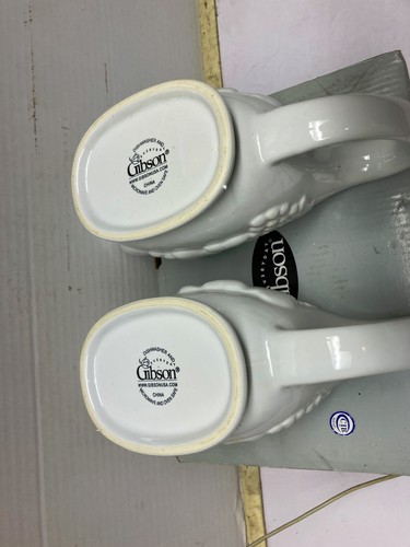 Gibson Everyday Set of 2 sauceboats Pre-owned free shipping - Picture 4 of 5
