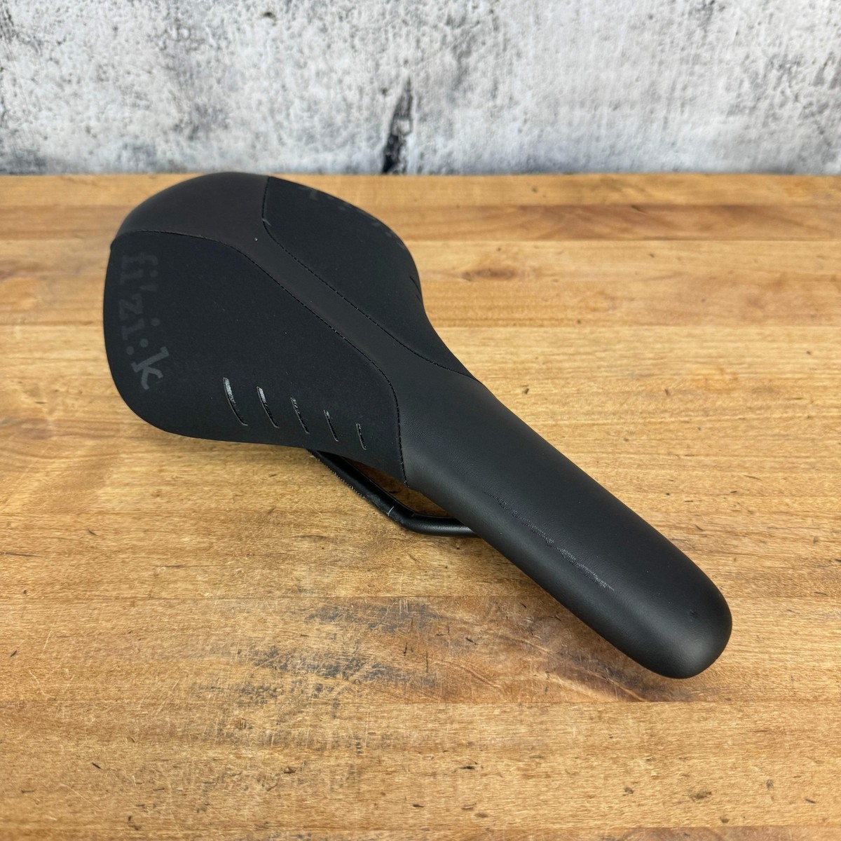 Fizik Antares R7 144mm 7x7mm Alloy Rails Bike Saddle 229g | eBay