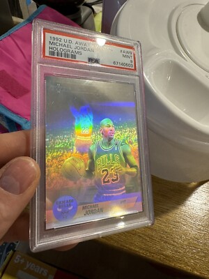 1992-93 Upper Deck Award Winner Hologram #AW9 Michael Jordan PSA 9