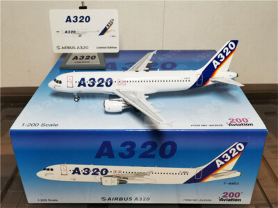 スターフライヤー　AIRBUS A320 1/200　SCALE s-l400.jpg