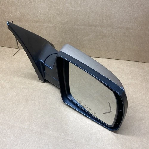 2007-13 Toyota Tundra Sequoia OEM Passenger Side Heated Power Mirror RH Chrome