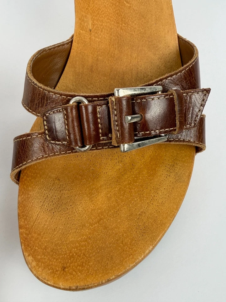 Sandalias de Colección de Madera MIA Cuero Marrón Hebilla Tachonado Plataforma Tacones Y2K Boho Talla 8 Foto 4 de 4