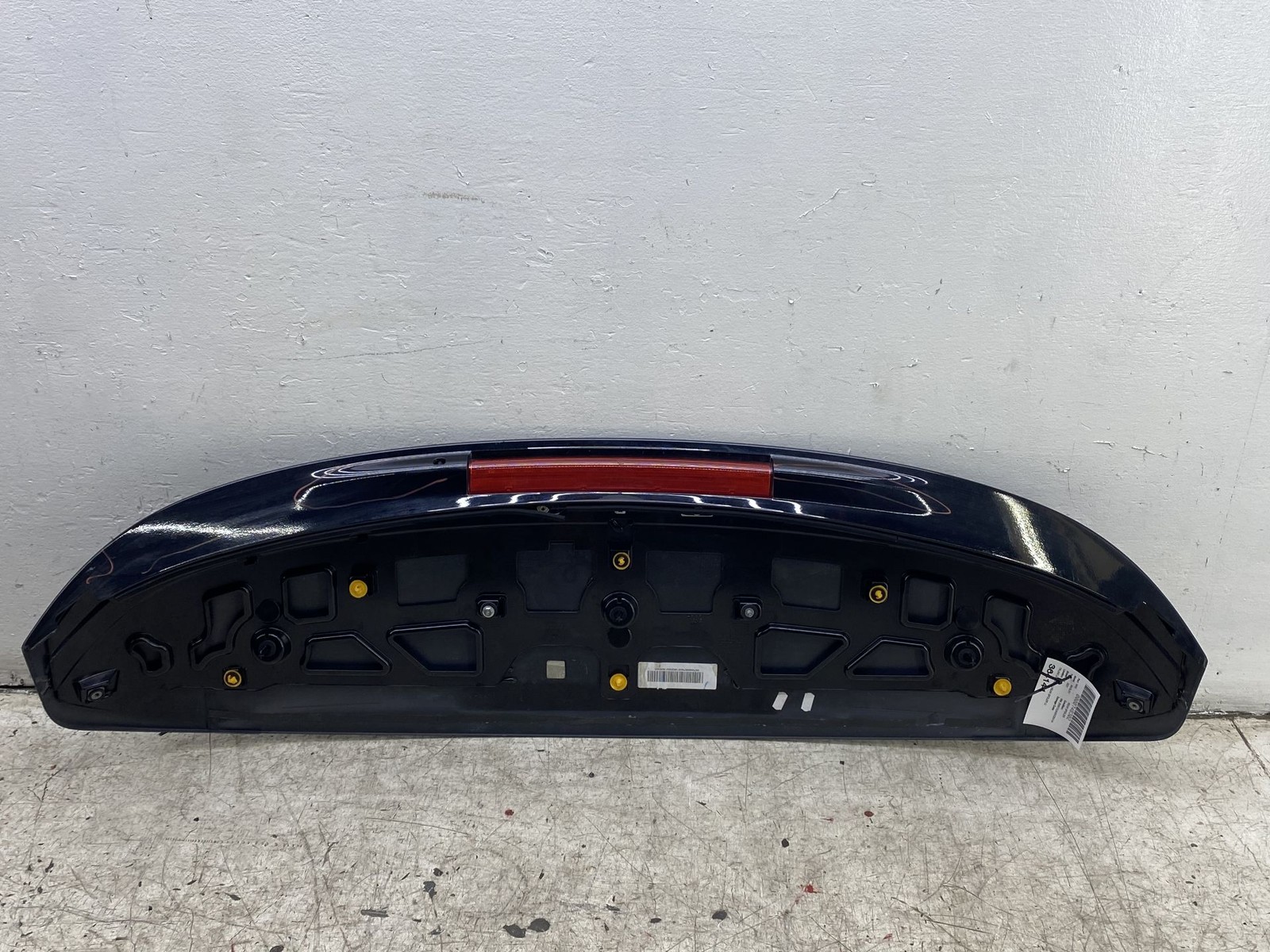 2017-2024 MASERATI LEVANTE OEM TRUNK LID SHEELLREAR SPOLER LIGHT NERO 670040267