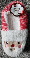 Santa Fuzzy Babba Slipper Socks Women’s S/M     5 1/2 to 7 1/2 NEW