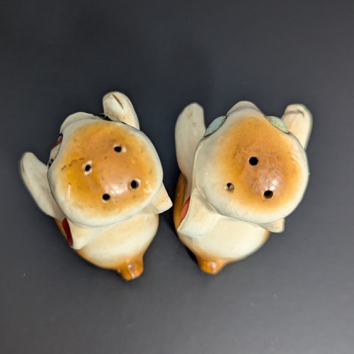 Hugging Bunny Rabbit Salt & Pepper Shakers Vintage Japan Hand Painted 2.75" tall - Picture 6 of 8