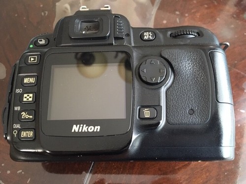 Nikon D50 6.1 MP Digital SLR Camera (Body Only) (PARTS ONLY) - Picture 5 of 7