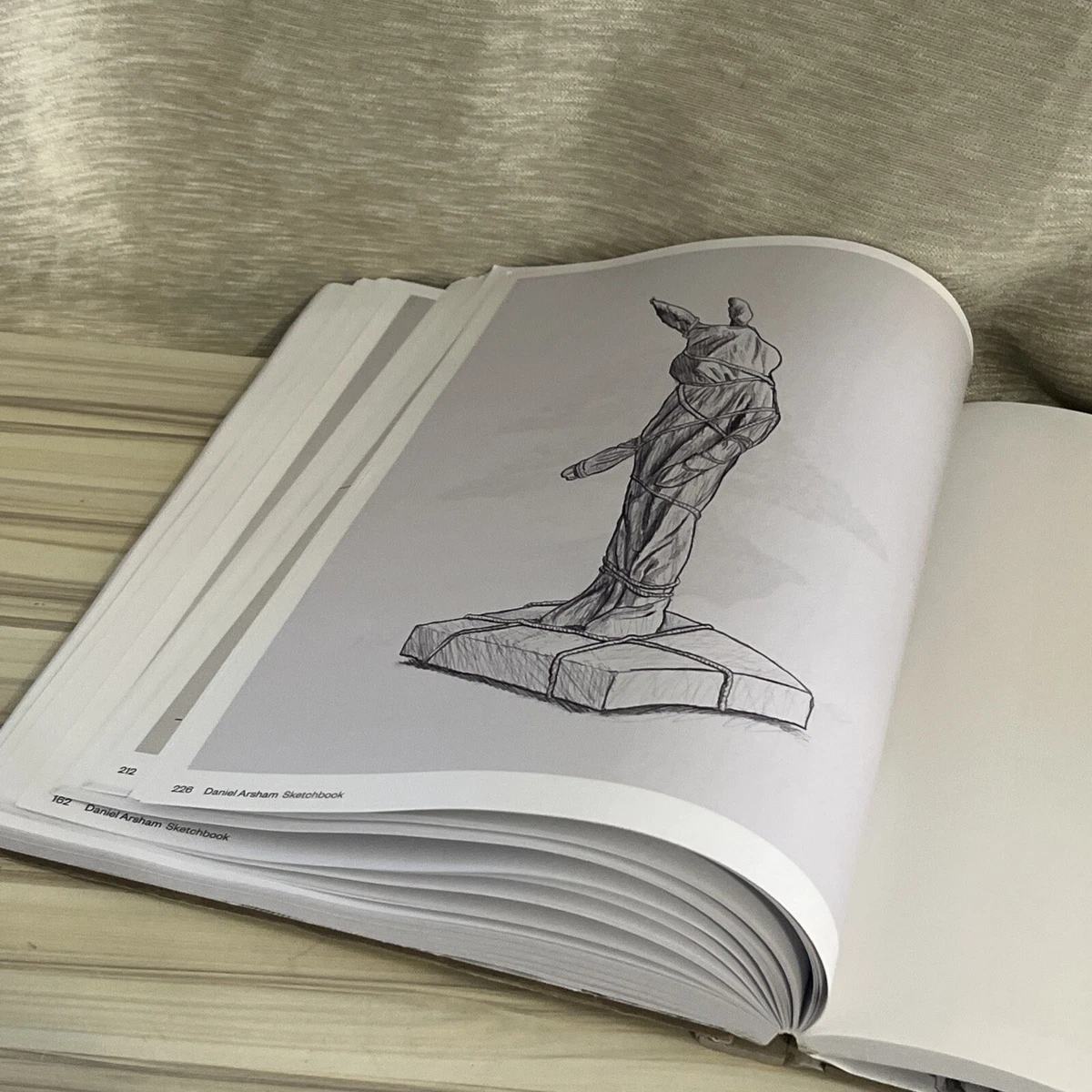 Sketchbook, Hardcover by Arsham, Daniel; Warsh, Larry Warsh