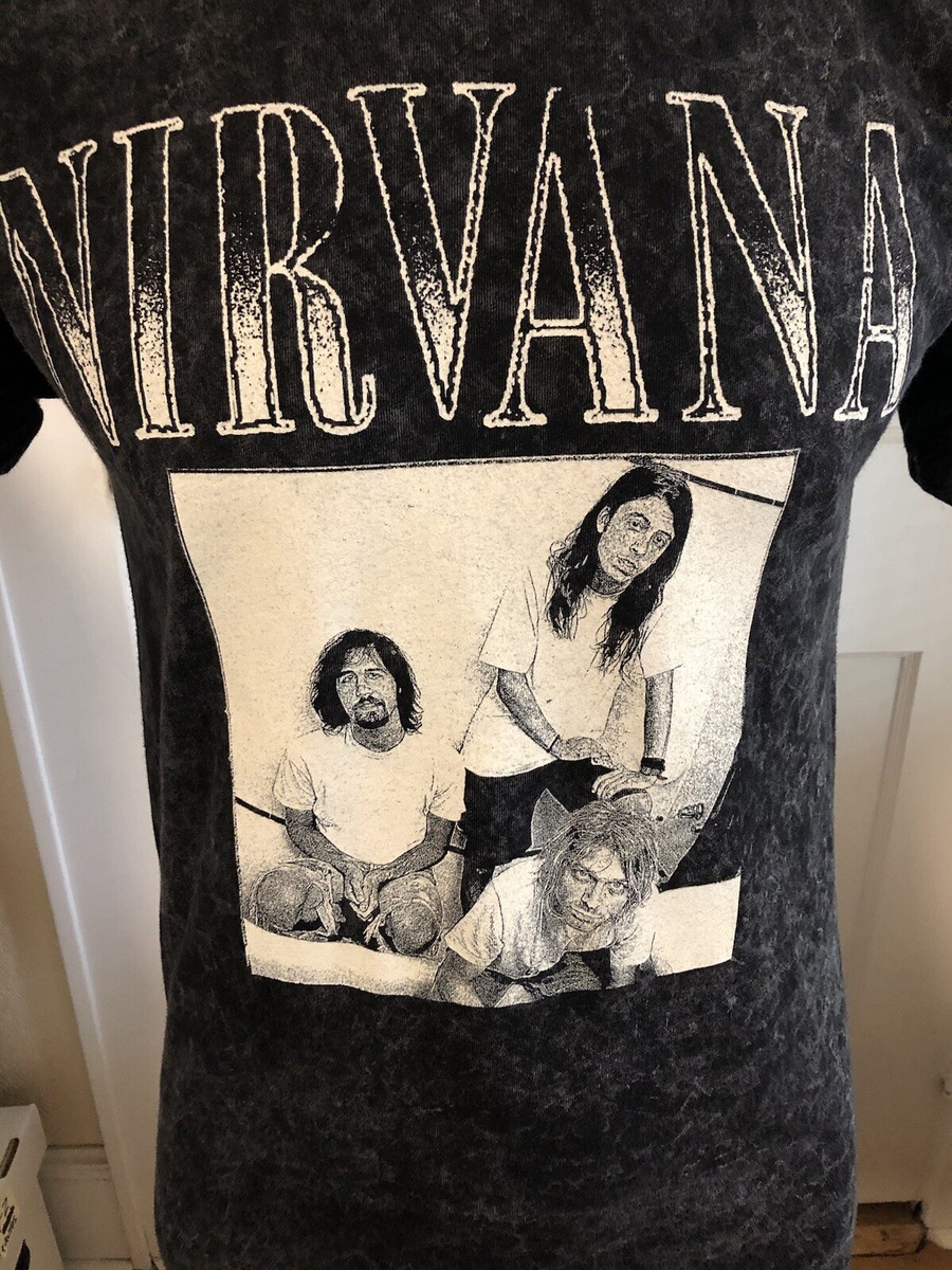 Nirvana T-Shirt Kurt Cobain Dave Grohl Krist Novoselic New Medium