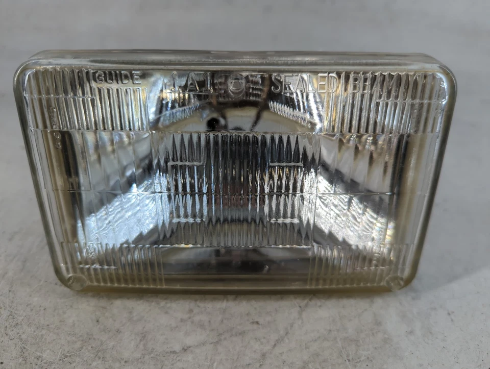 1991 Chrysler Lebaron Driver Left Oem Front Light Lamp EZOW9 - Image 3 of 4