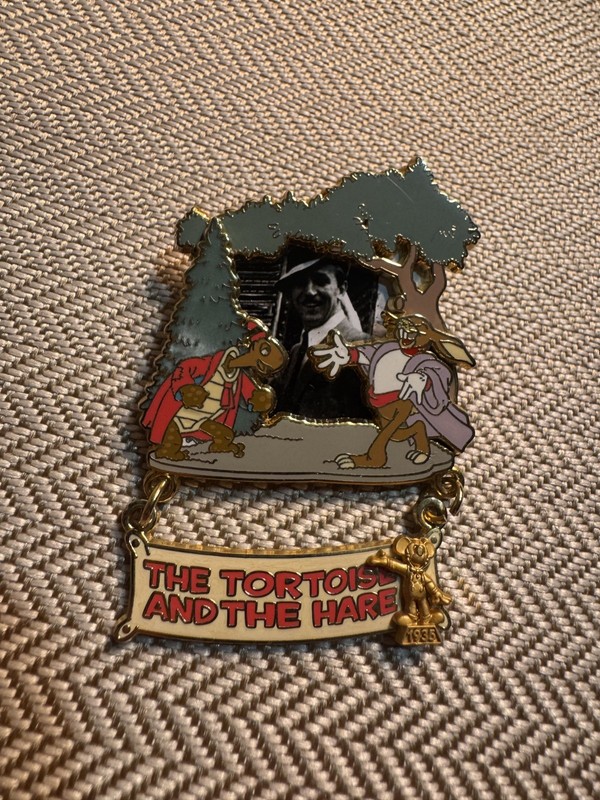 Disney Award-Winning Performances Tortoise and the Hare LE 3000 Dangle Pin 2007