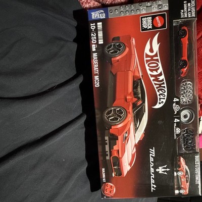 Mattel Hot Wheels Maserati MC20 250pc Building Set Exclusive Snap Plate HVG30