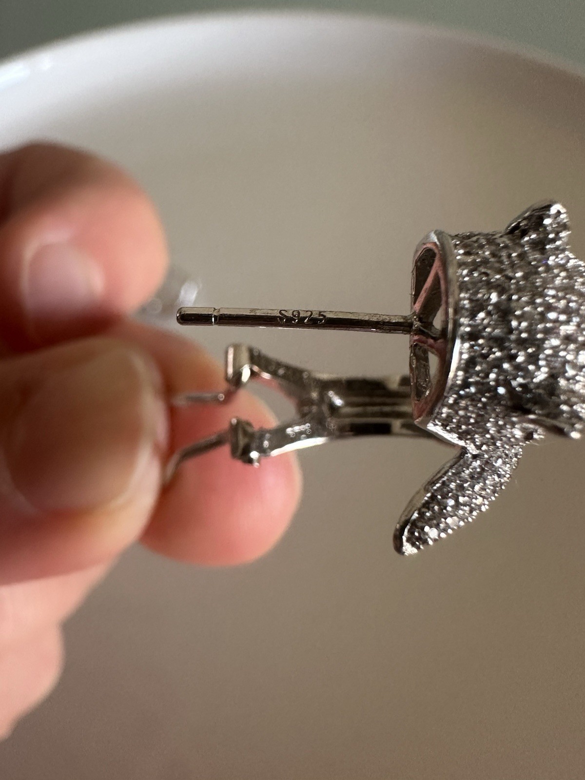 925 Earring, Head, Panther Silver 925 , And zirconia ￼Green Eye ￼ ￼