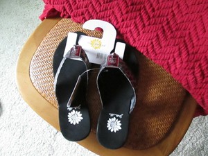 leopard print yellow box flip flops