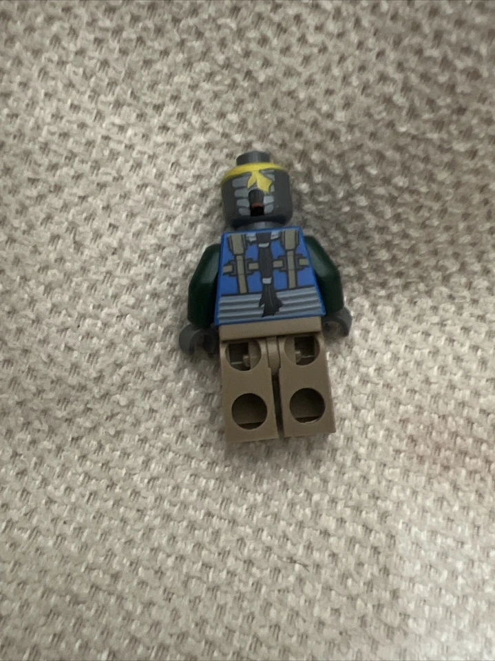 LEGO® Star Wars™ Turk Falso Set 7753 Minifigura Tanque Pirata Foto 2 de 2