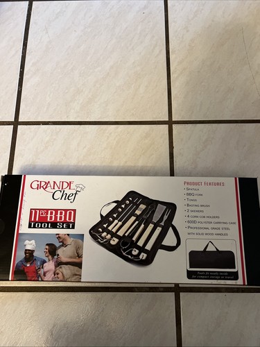 Grande Chef 11 Pc BBQ Tool Set with carrying case - Picture 2 of 4