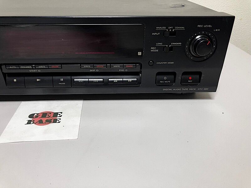 Sony DTC-690 Digital Audio Tape DAT Deck Player Recorder Sony DTC-690 Digital Audio Tape DAT Deck Player Recorder