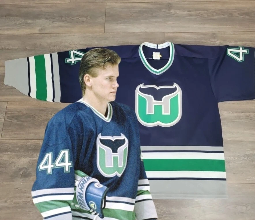 1993-94 Chris Pronger Hartford Whalers Game Worn Jersey – Rookie - Photo  Match