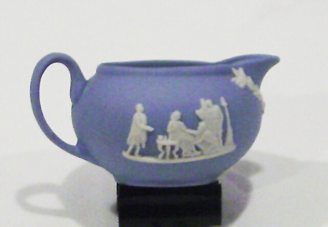 RARE! WEDGWOOD MINI / MINIATURE BLUE JASPERWARE 8 PIECE TEA SET