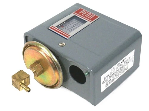 Johnson Controls P67AA-1C LOW Differential Pressure Controller, 1-1/2 to 20 PSI