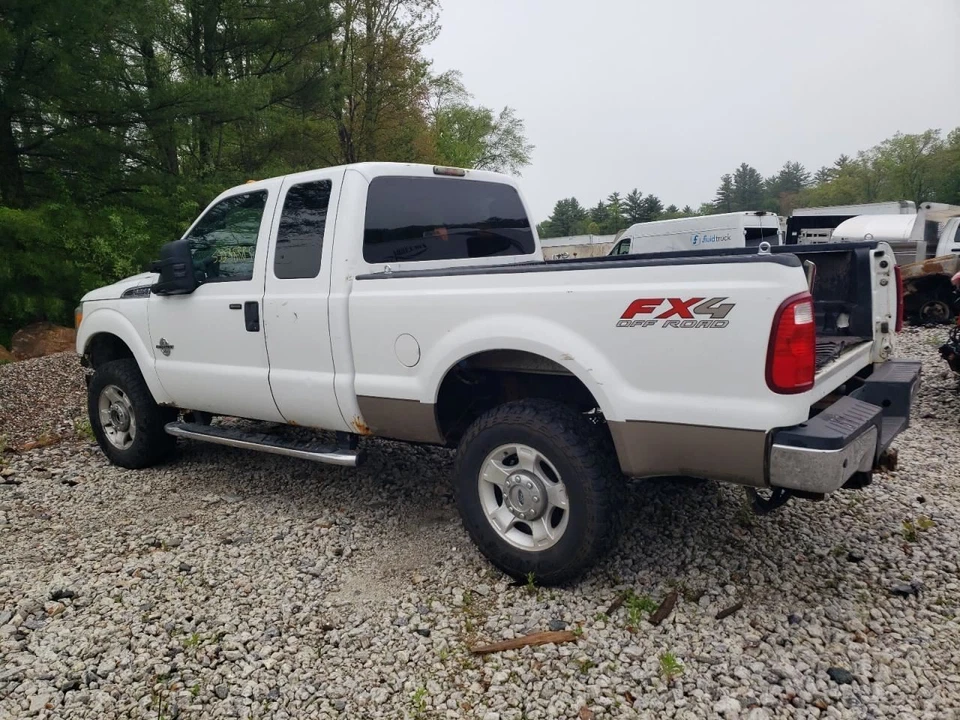 Motor de caja de fusibles para camioneta Ford F250SD 15-16 930025 Foto 3 de 4