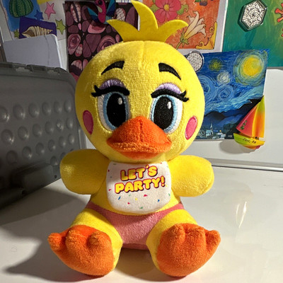 Five Nights at Freddy's Chica ''Let's Party!'' Plush - Yellow Washable