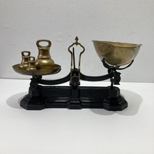 Vintage Kitchen W&T AVERY Beam Weighing Scales 2 Brass Pans & 3 Brass Weights