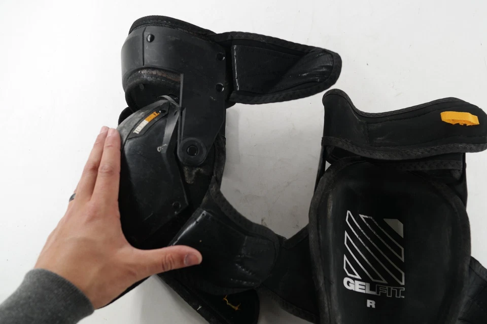 Rodilleras estabilizadoras ToughBuilt Gelfit soporte muslo resistente TB KP G3 Foto 3 de 4